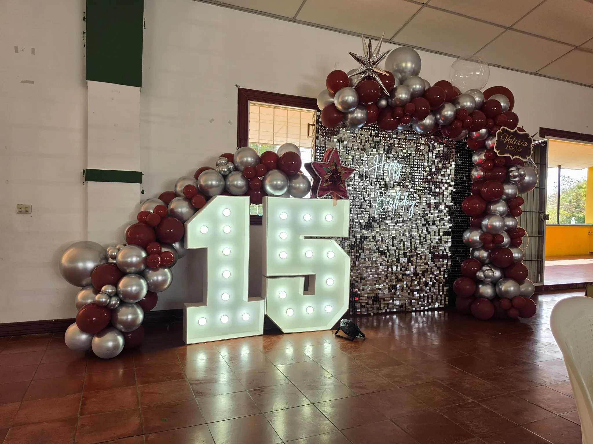 Ambientación temática para fiesta de quince años por Mevak Events